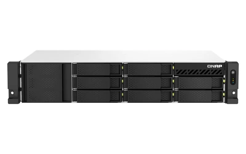 QNAP TS-873AeU-4GB Rack NAS 2U önden görünüm